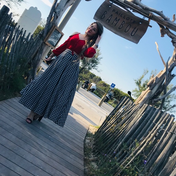 long skirt with off shoulder top - Picture 5 of 5